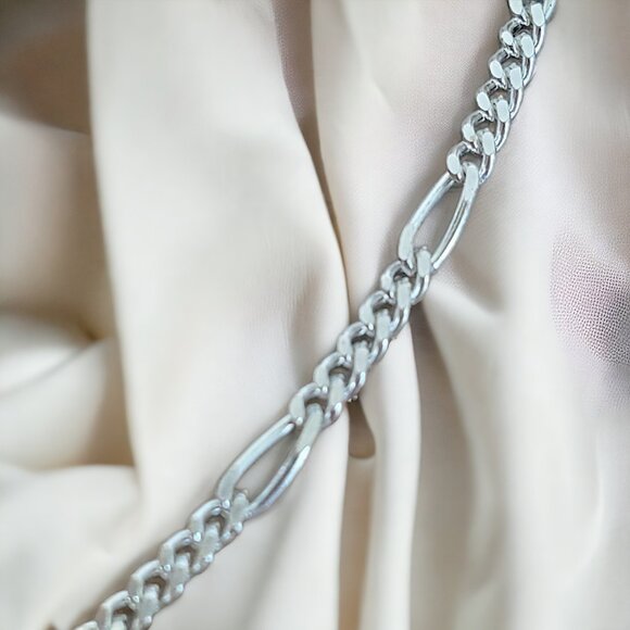 MACY'S Sterling Silver Heart Charm Bracelet - Picture 3 of 5